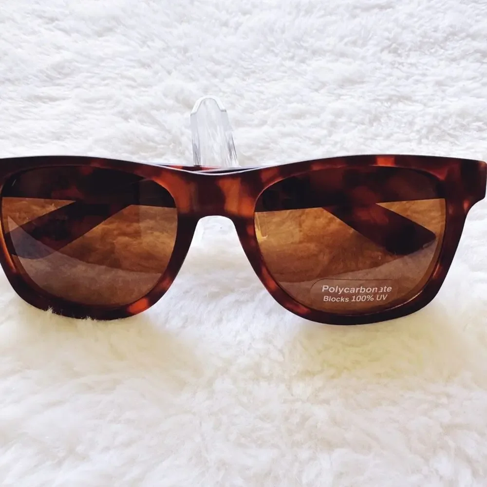 Lola Tortoise Brown Polycarbonate Sunglasses